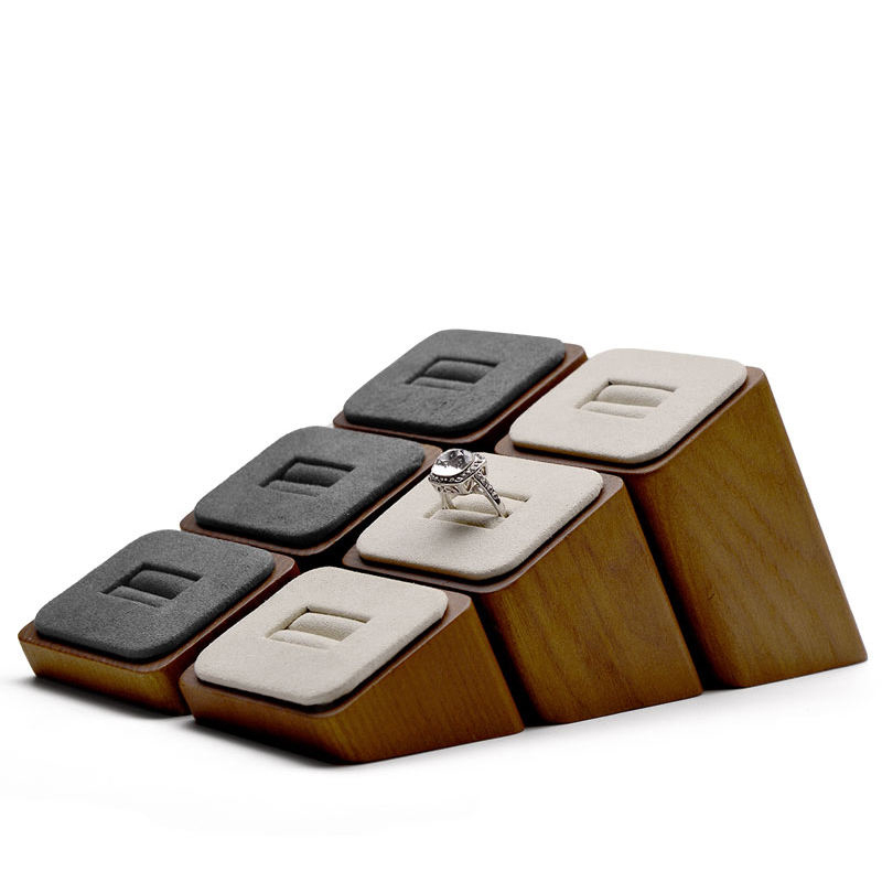 High-end display jewelry pieces