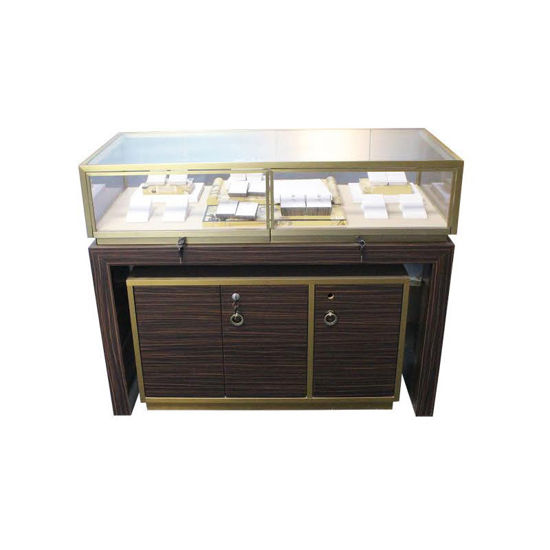 jewelry showcase display