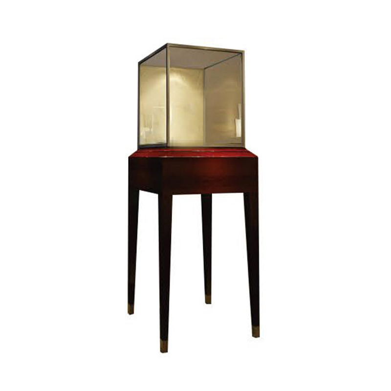 jewelry showcase display